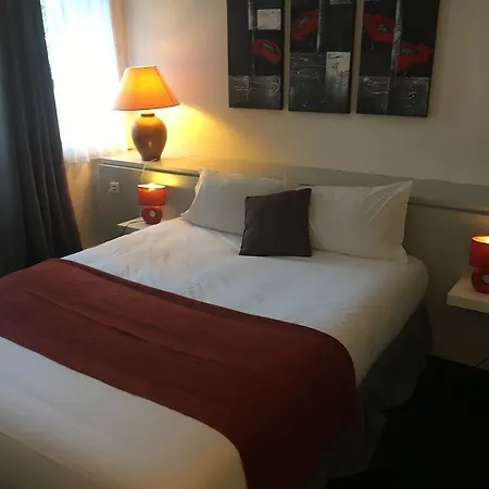 Vieille Tour Centre 2* Rouen