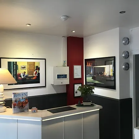 Vieille Tour Centre 2*
